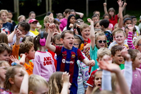 Kids Dancing Dance 4 Diabetes 2