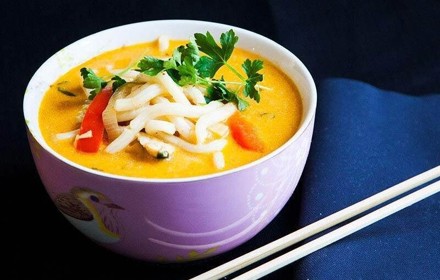 Kyckling Och Udonnudlar I Gul Curry 800X700 4