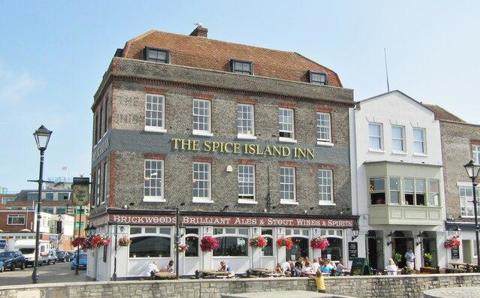 Spice Island Pub Exterior