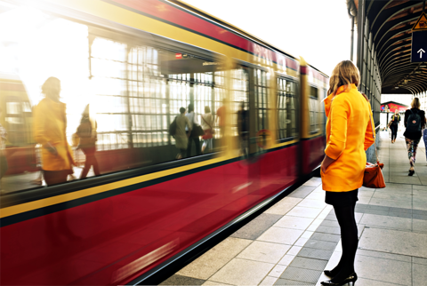 Train Travel Platform R