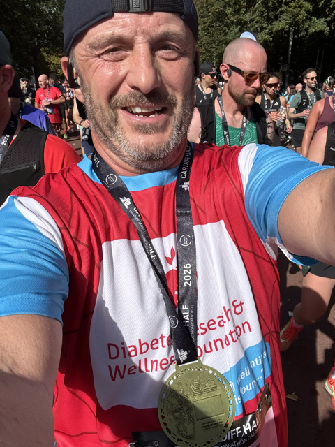 DRWF Fundraising Cardiff Half Marathon Report IMG 1510 Steve Rowland R